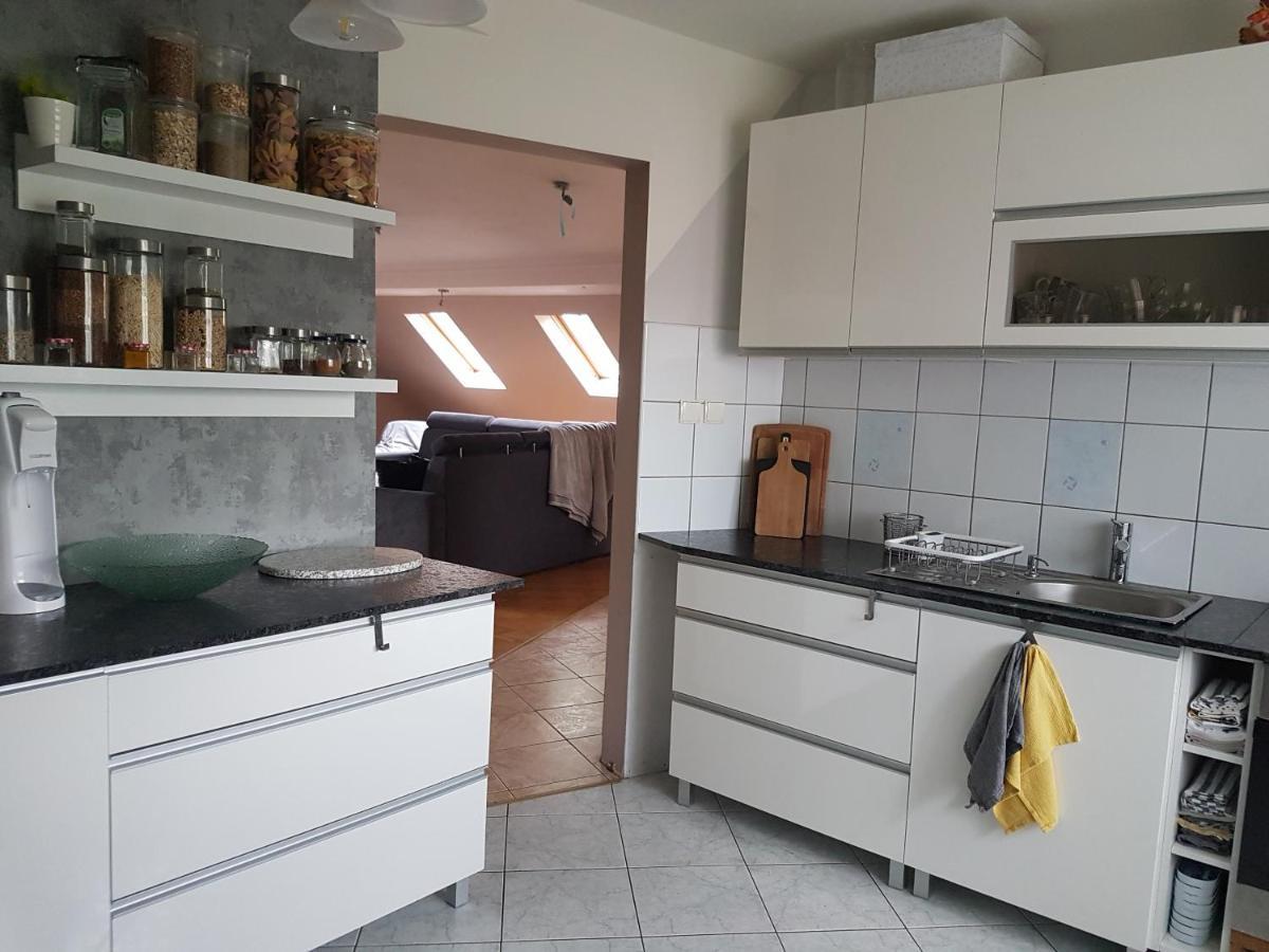 Wczasowisko Karola Appartement Lubomierz  Buitenkant foto